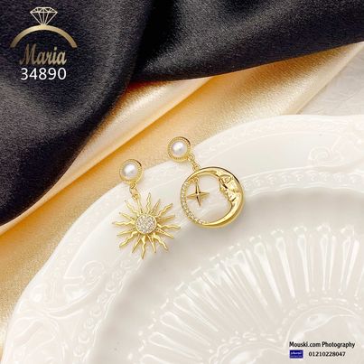 [34890] 34890   حلق لوكس بريمة ريل جولد عامود فضة عيار 925 لولي هلال و نجمة  فصوص مايكرو زيركون
